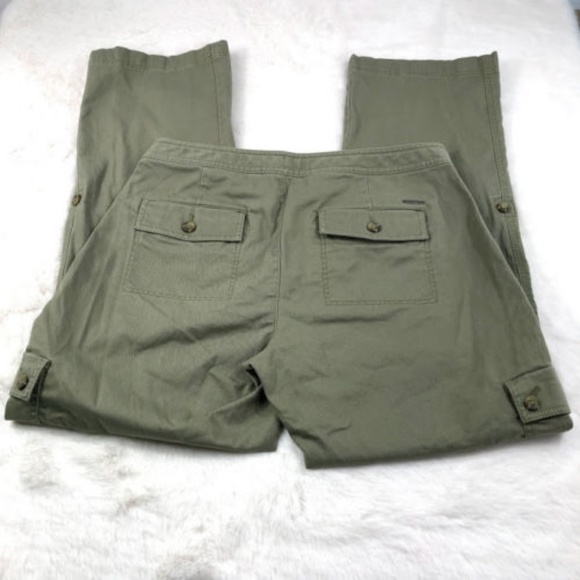 LL Bean Women's 6 Pocket Chino Cargo Pants Size 8P - Picture 7 of 7